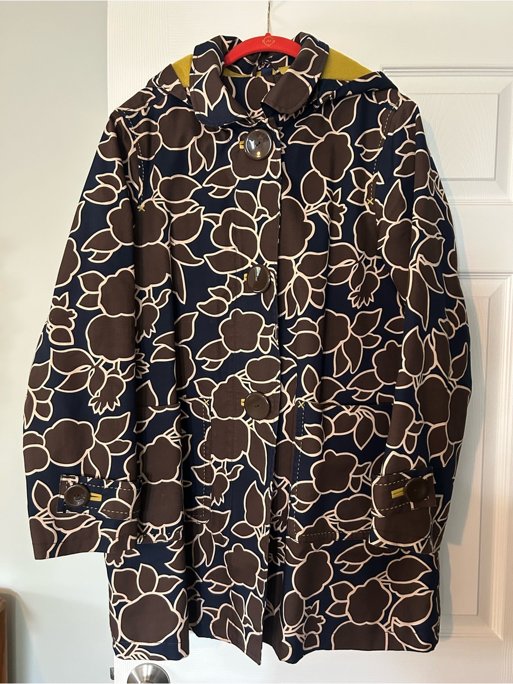 Vintage Boden Retro Floral Print coat 
Navy base print with brown floral pattern